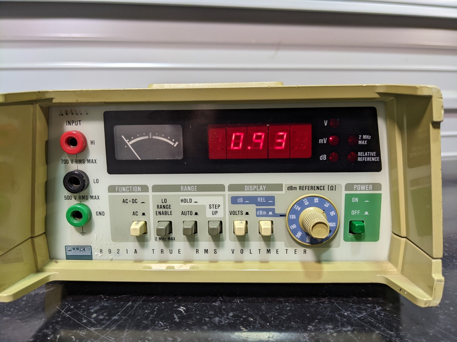 Fluke 8921A True RMS Voltmeter / 30 DAY GUARANTEE