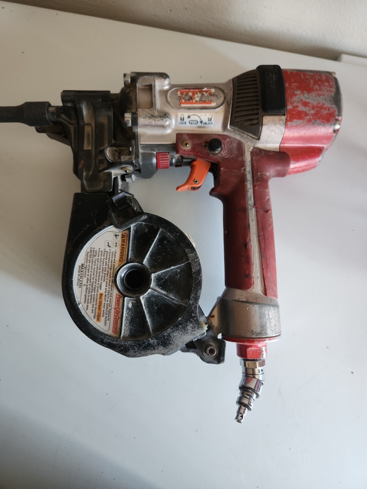 MAX HN25C 1" PNEUMATIC POWERLITE HIGH PRESSURE CONCRETE PINNER