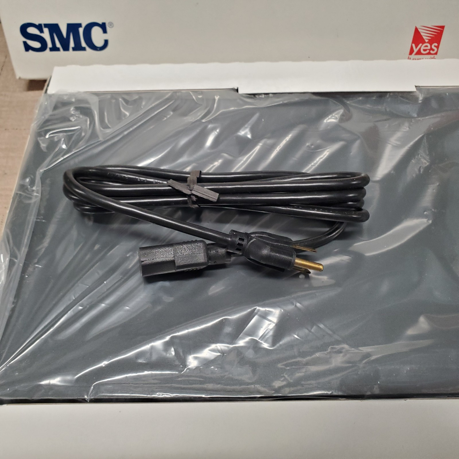 VTG Y2K SMC TigerStack 3314T 14-Port Ethernet Hub Stackable SMC3314T - OPEN BOX