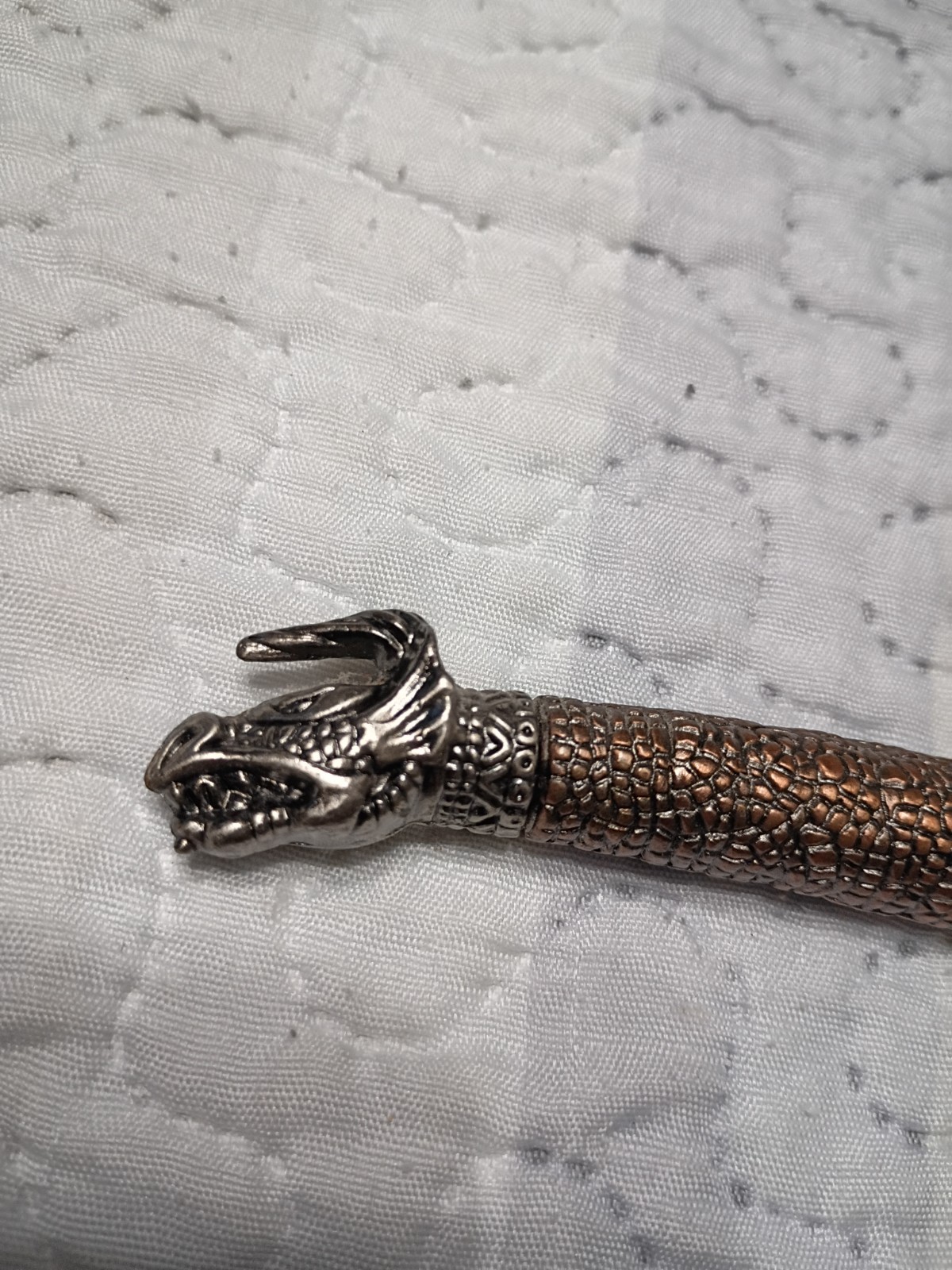 Two Flying Dragon Decorative Daggers