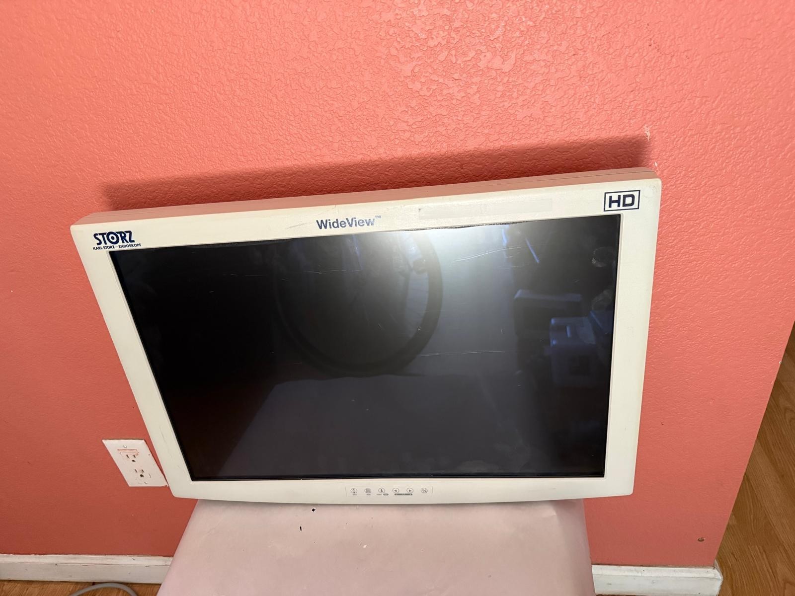 Karl Storz 26" Wideview HD Monitor w/ Power Supply and Transmitter