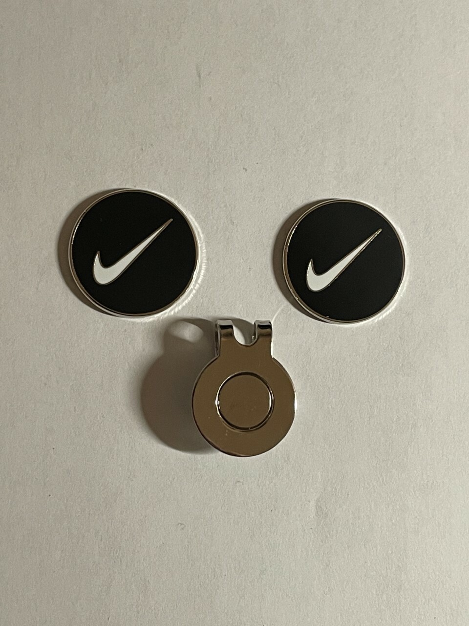 (2) Nike Swoosh 1" Coin Style Golf Markers W/BONUS HAT CLIP - A Great Deal!