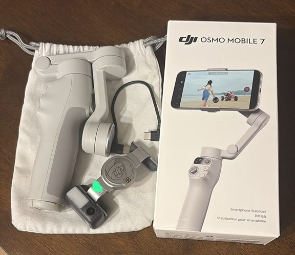 DJI Osmo Mobile 7 Smartphone Gimbal Stabilizer w/ DJI Accessory