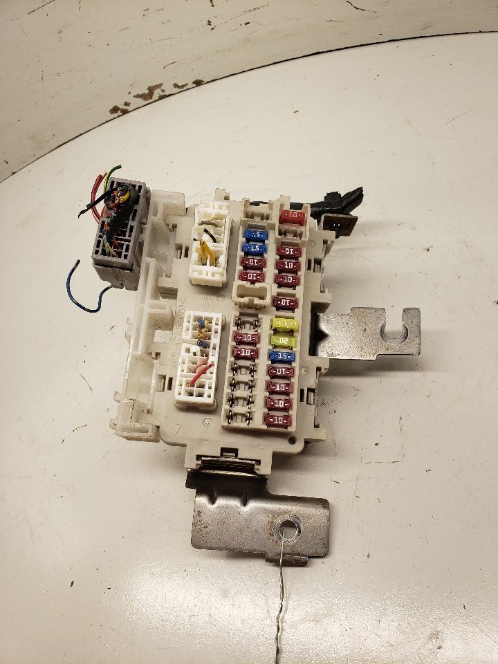 Used Fuse Box Cabin fits: 2010 Nissan Sentra  Grade A
