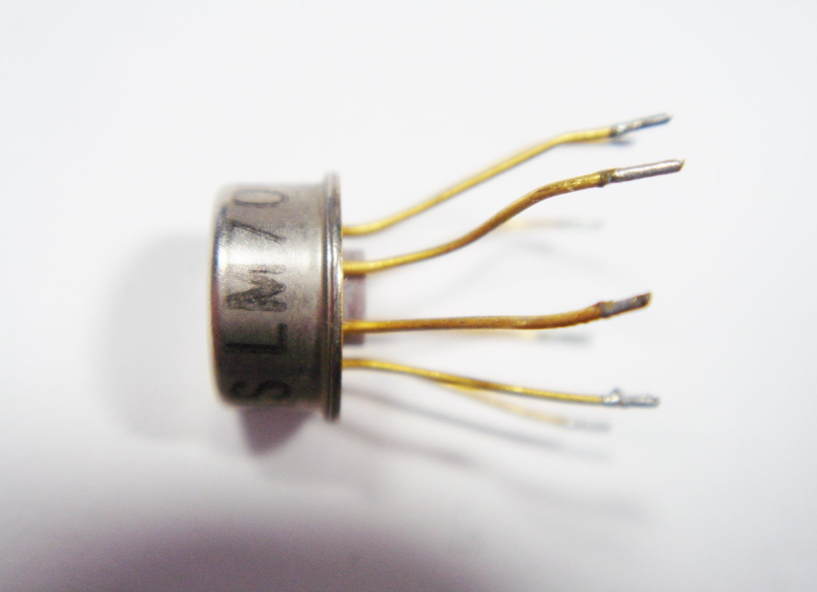LM709 OpAmp Operational Amplifier TO39 #14-1019