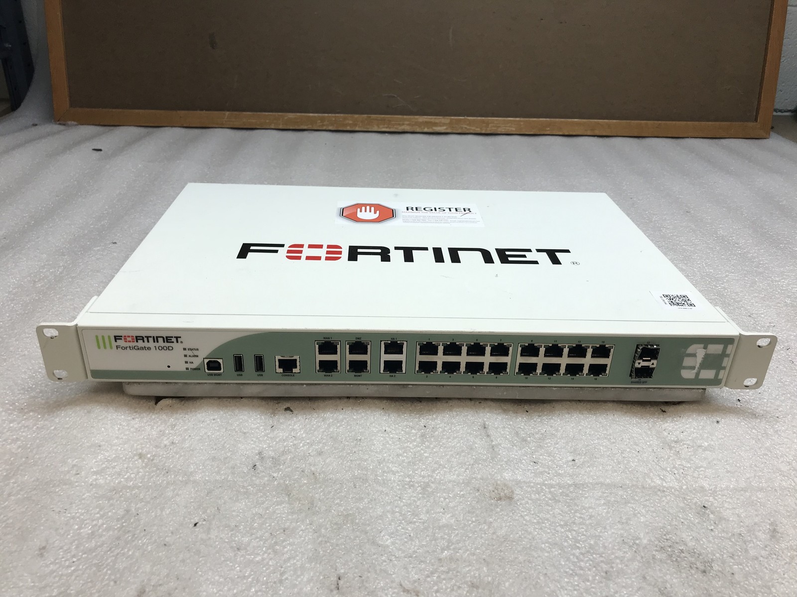 Fortinet FG-100D Fortigate Firewall Security Appliance W/ AC power supply