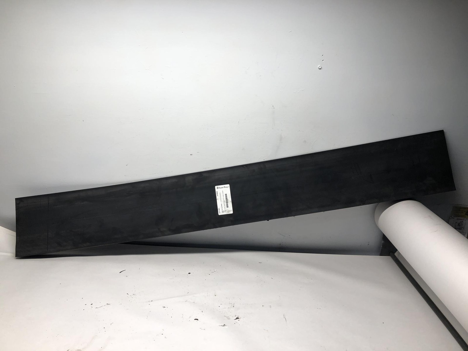 Peterbilt 579 BLACK Left/Driver RUBBER ONLY Side Fairing/Cab Extender - Used