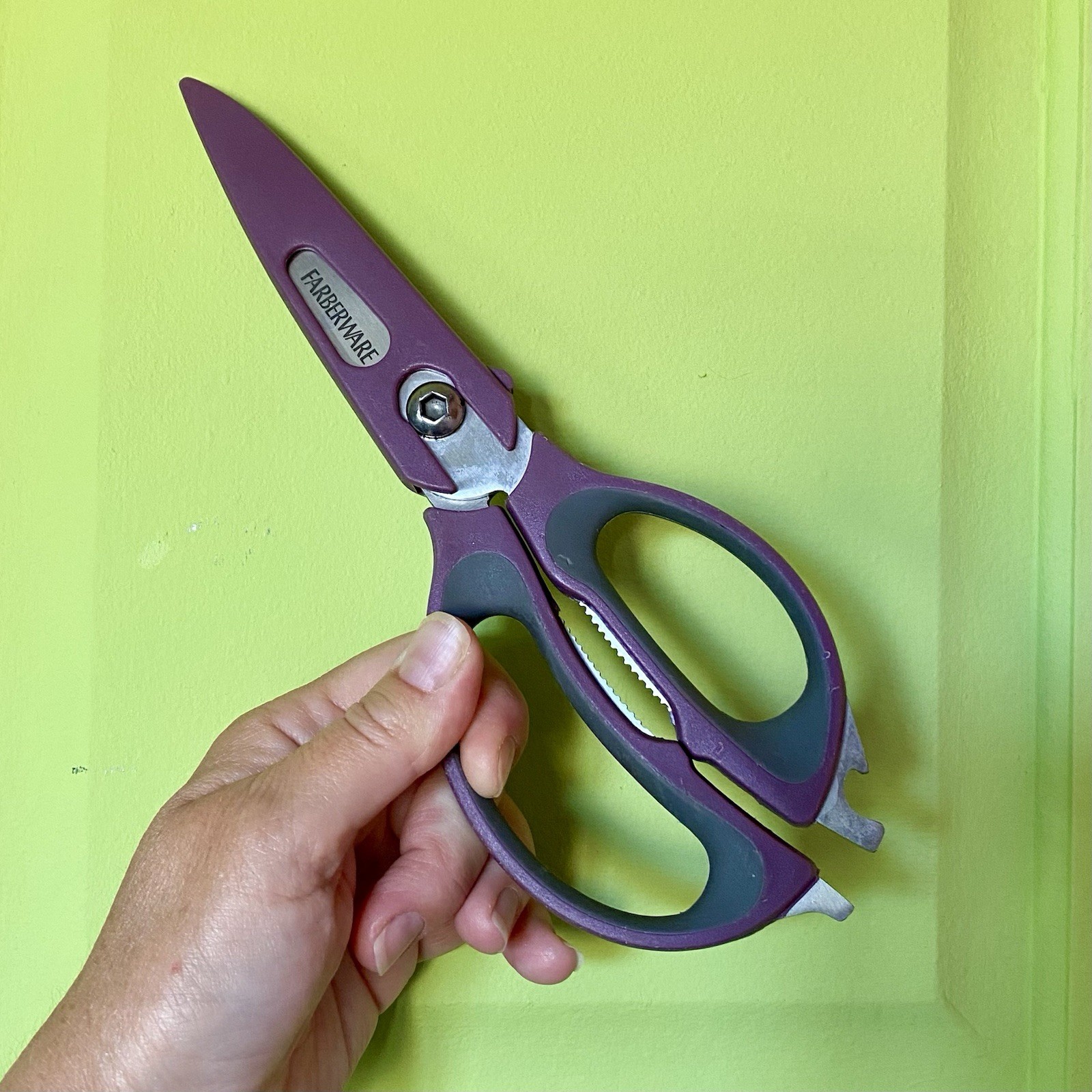 Farberware 4-in-1 Ultimate Kitchen Shears Multipurpose Scissors w Blade Cover