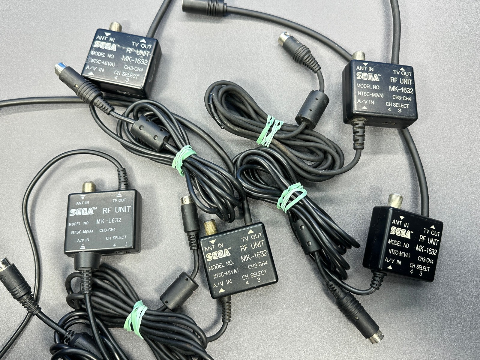 LOT OF 5 SEGA GENESIS RF UNIT MK-1632 COAXIAL ADAPTER ADAPTERS CABLE SWITCH OEM