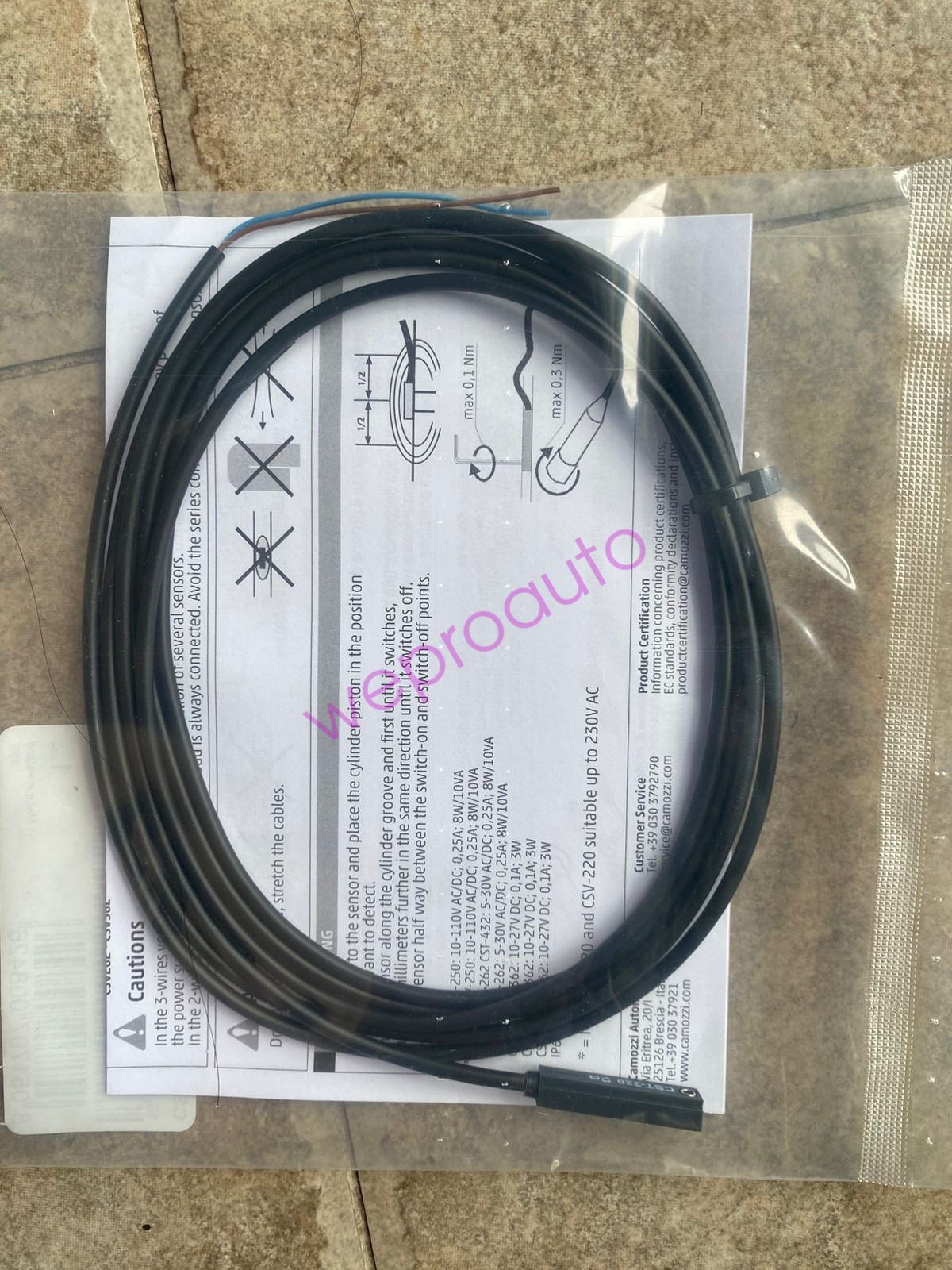 Camozzi CST-220 Magnetic proximity switch one NEW