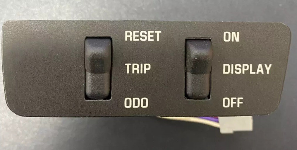 OEM GM 10255283 / DS1726 NEW Cruise Control Switch