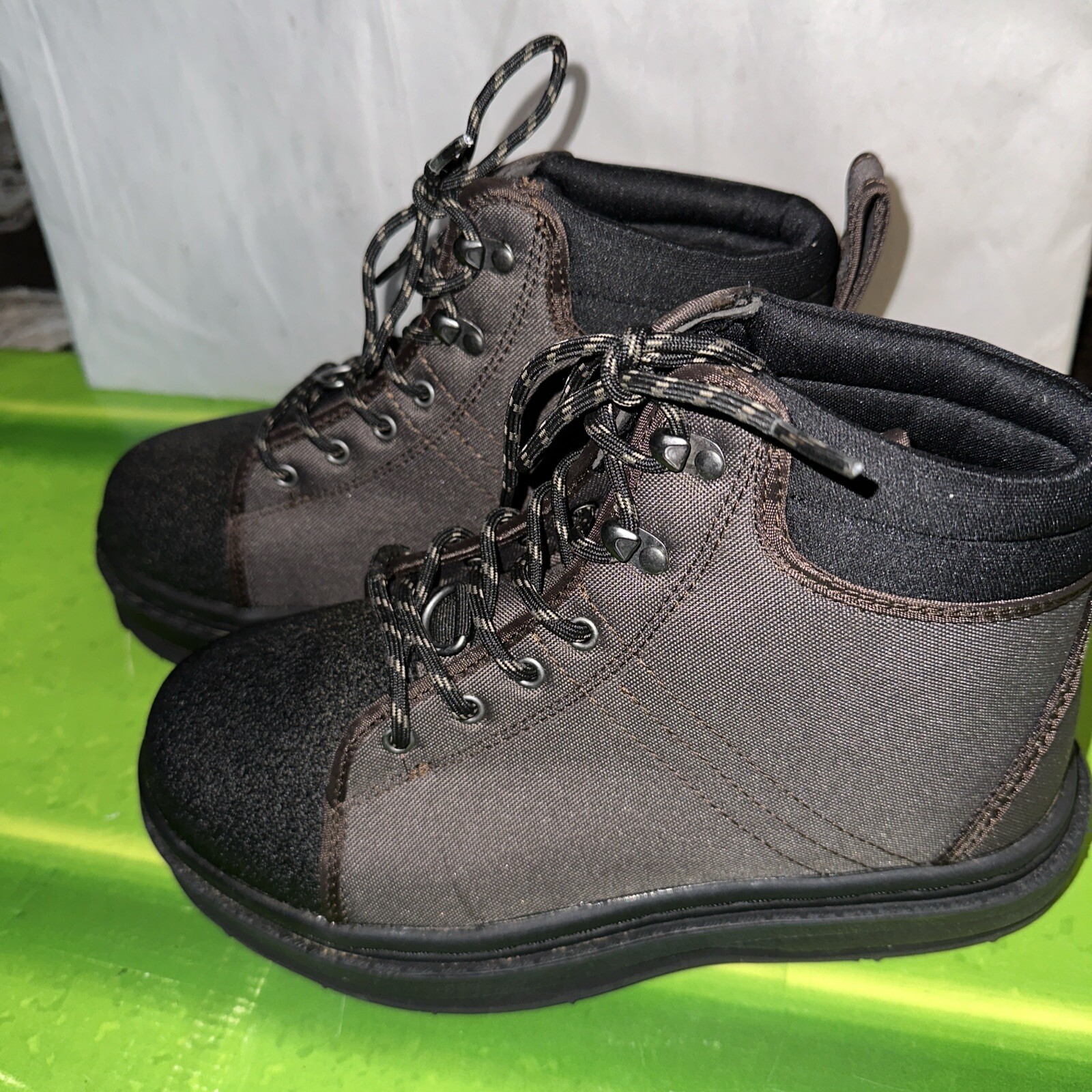 Paramount Outdoors Stonefly Men's Wading Shoes Cleated Sole With Studs Size W9