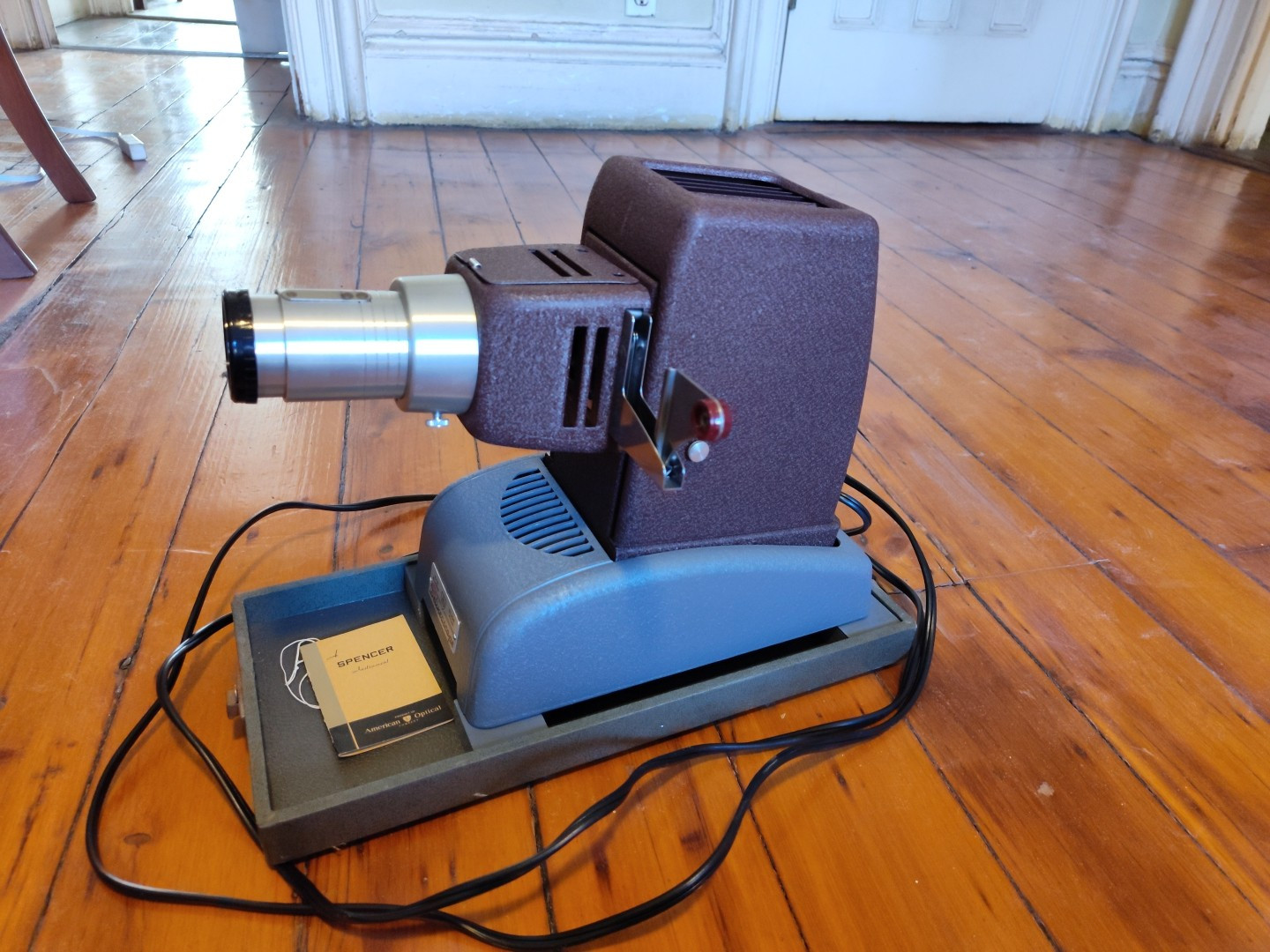 Vintage Spencer Delineascope MC with case and original tag
