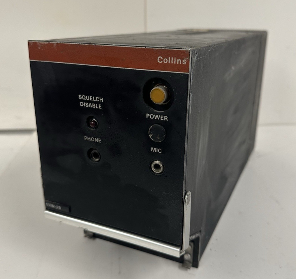Vintage Collins 618M-2B Transceiver VHF 522-4088-210