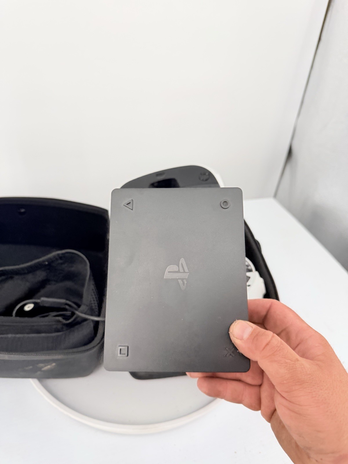 Sony PSVR V2 CUH-ZVR2 VR Bundle 2 Move Controllers Camera Case Tested