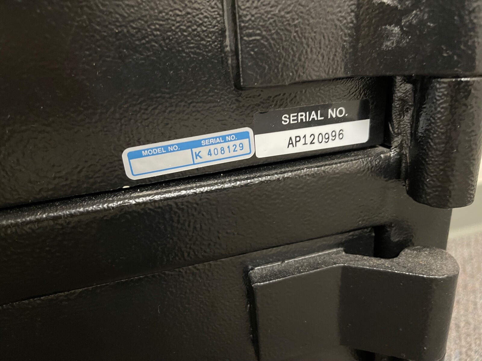 AMSEC FRONT LOAD DEPOSITORY SAFE, Compact Single Door Cash Management Safe