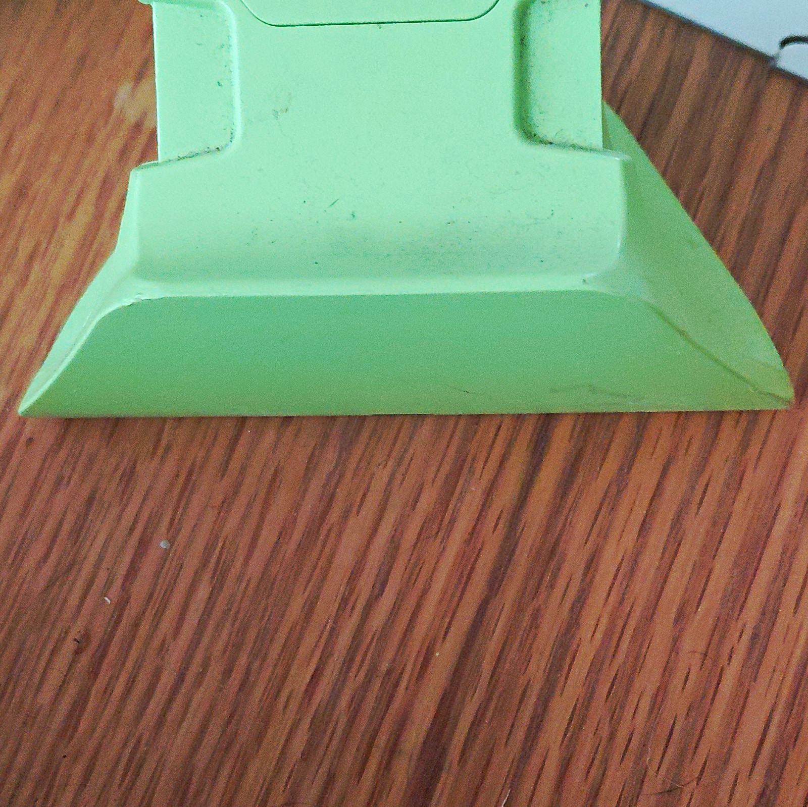Razer Universal Quick Charging Stand for Xbox One Controller Green RC21-0175