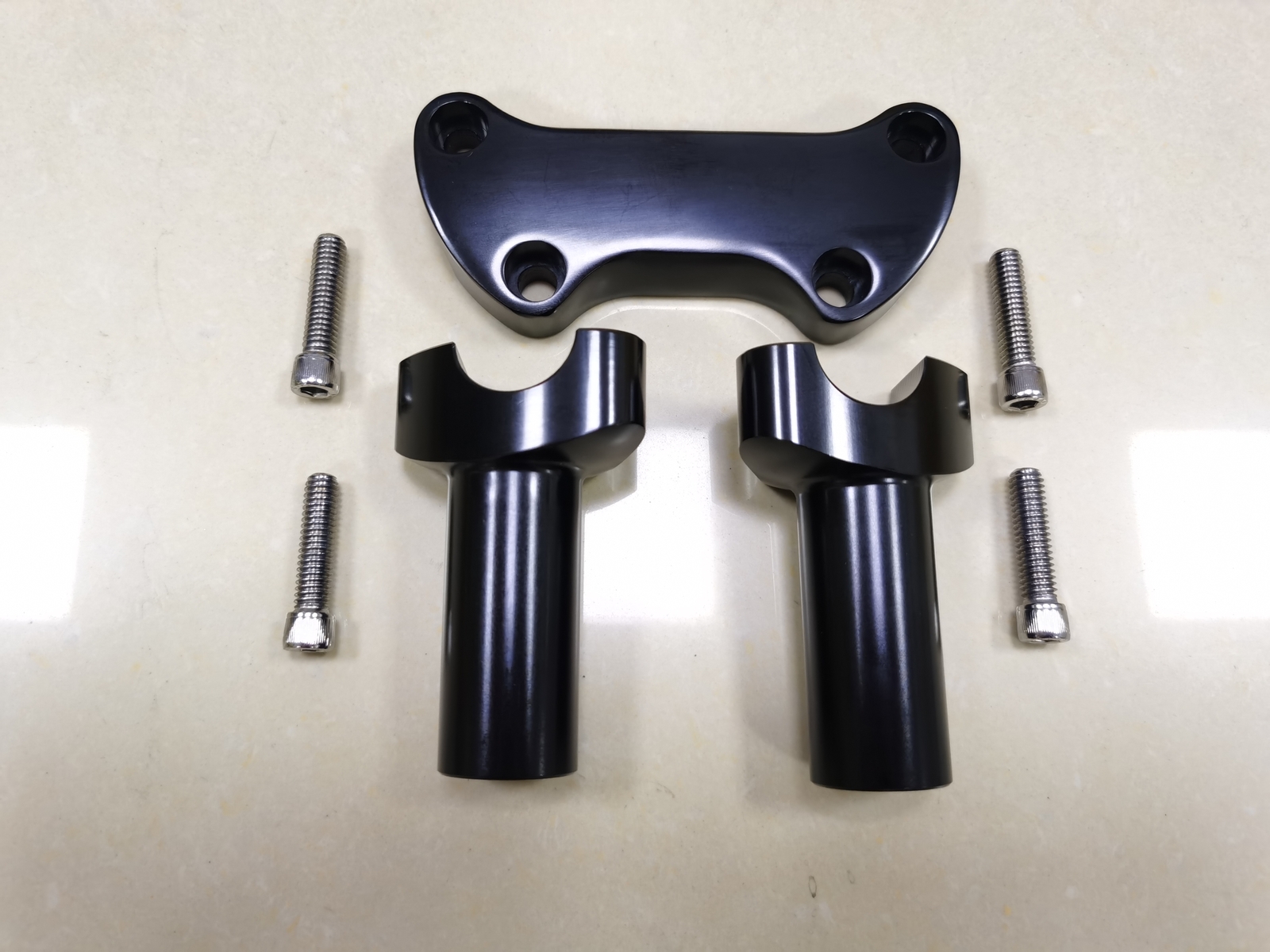 Black 4" Straight Handlebar Risers 1" Top Clamp For Harley Dyna Softail Touring