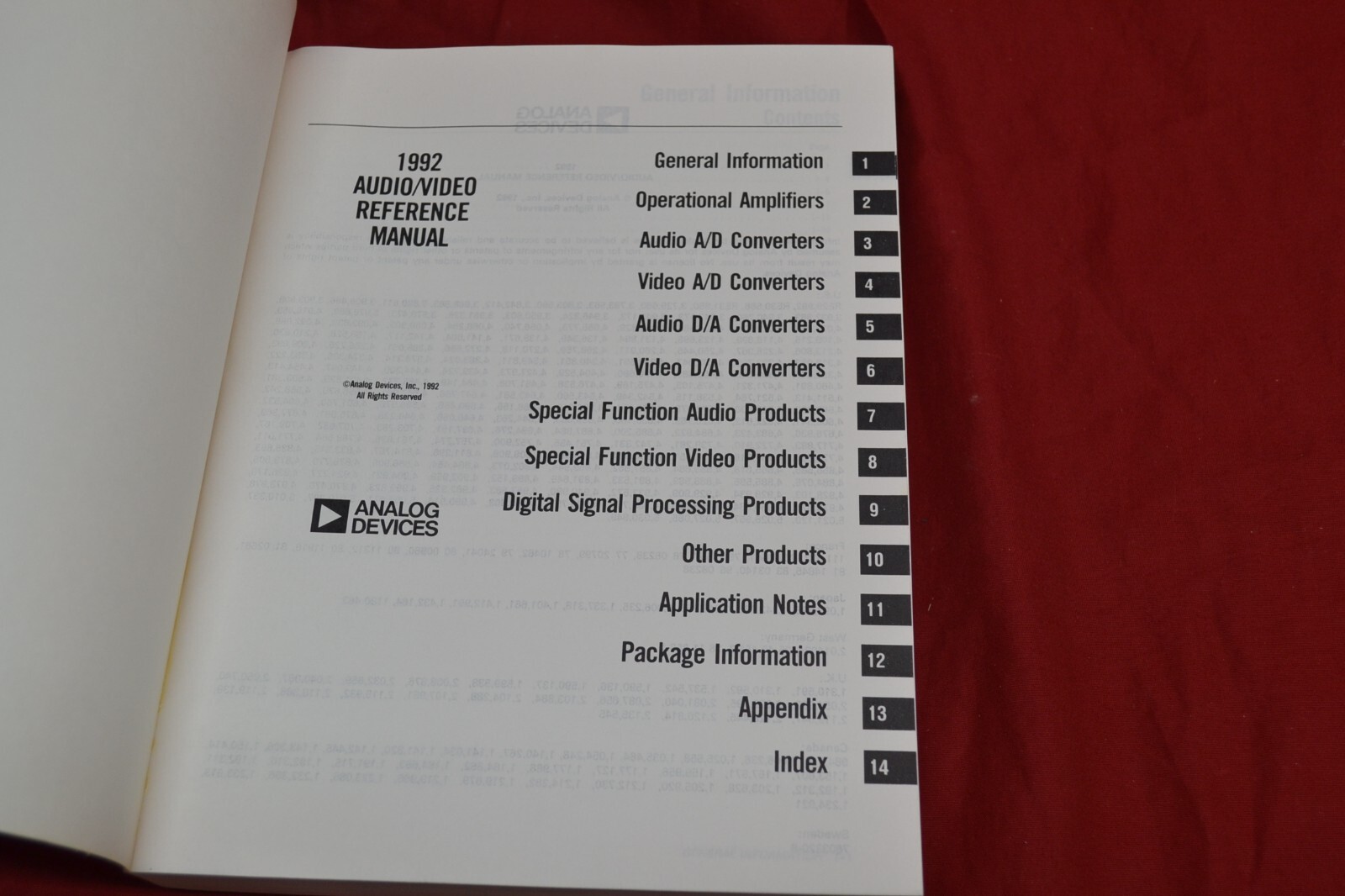 Analog Devices 1992 Audio/Video Reference Manual Datasheets * MINT COND