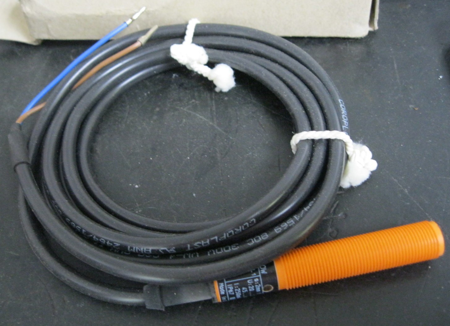IFM IF0295 Inductive Proximity Switch