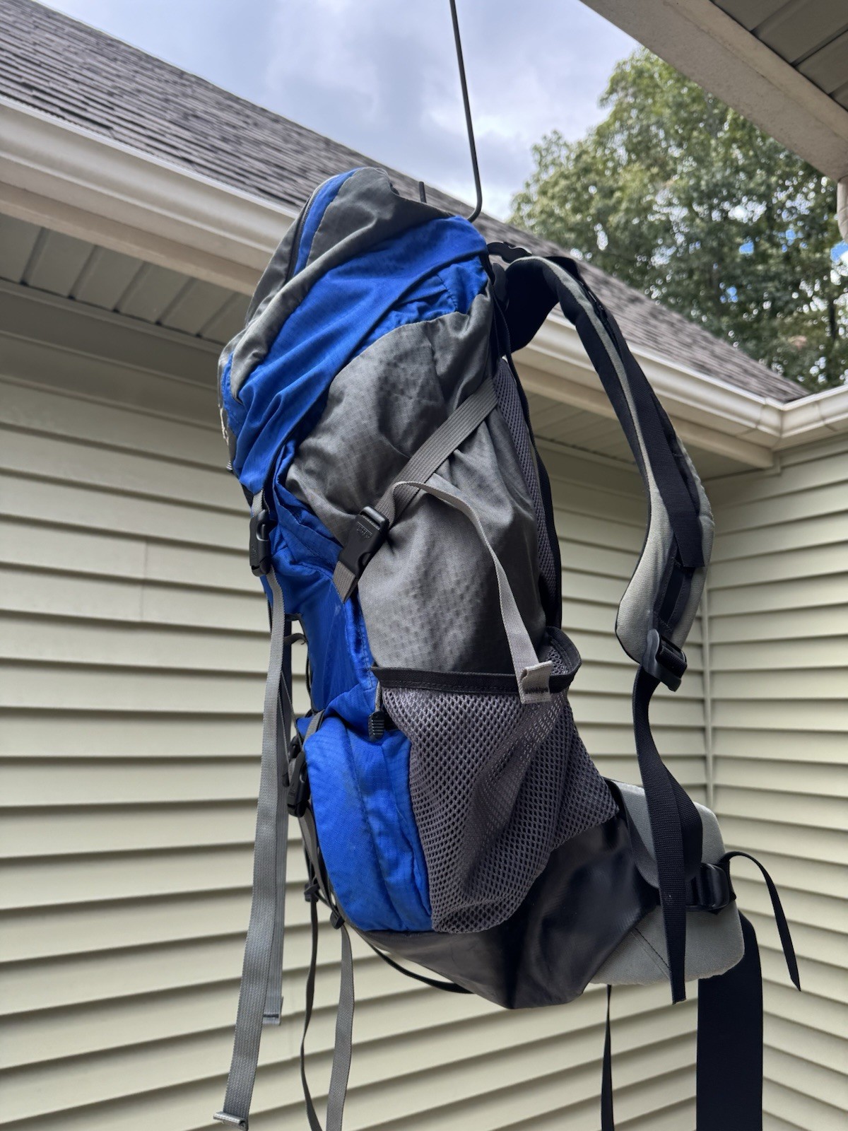 Gregory Acadia Medium Internal Frame Backpack 55-62 Liters Pre-Owned Barely Used
