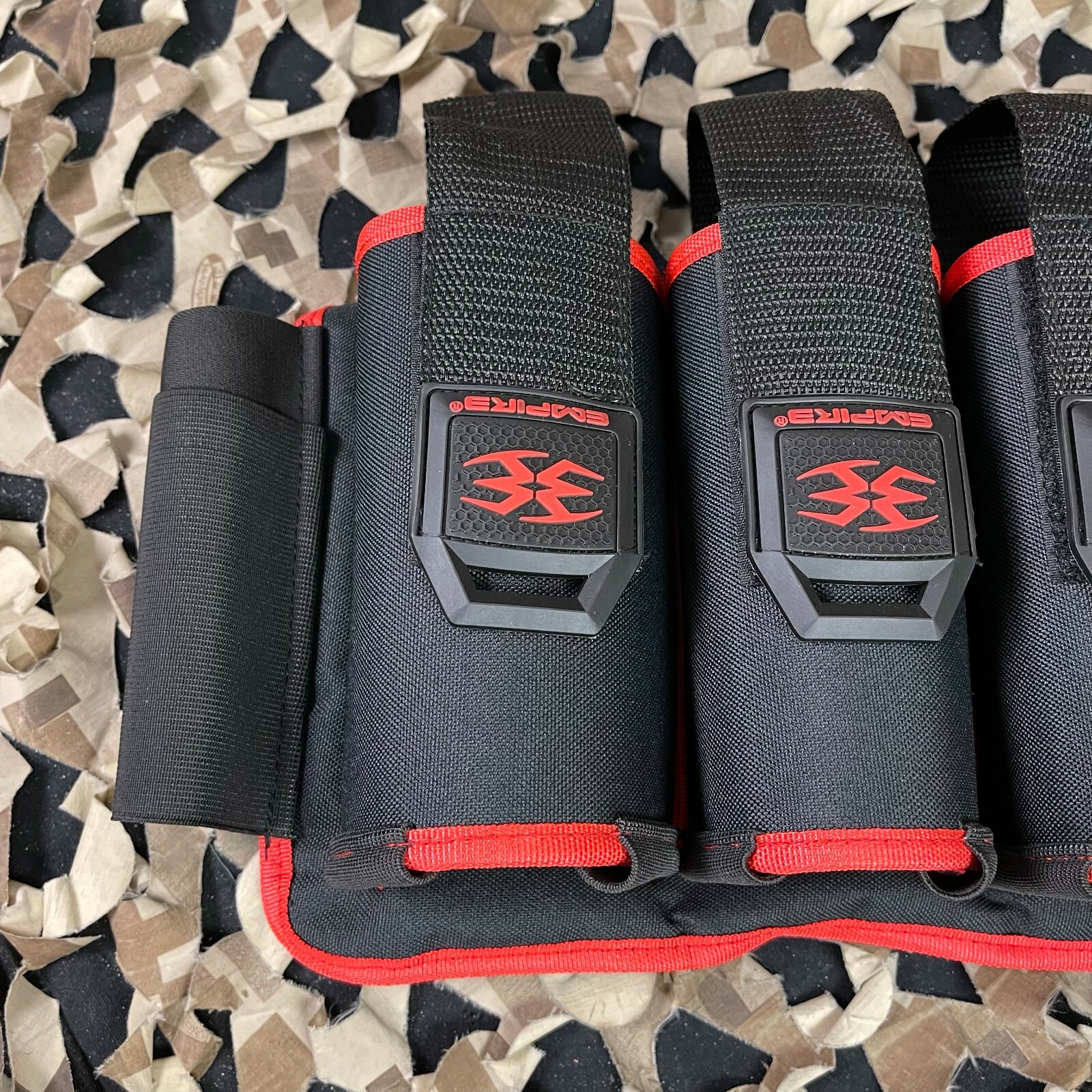 NEW Empire Omega 4 Pod Paintball Harness - Black/Red