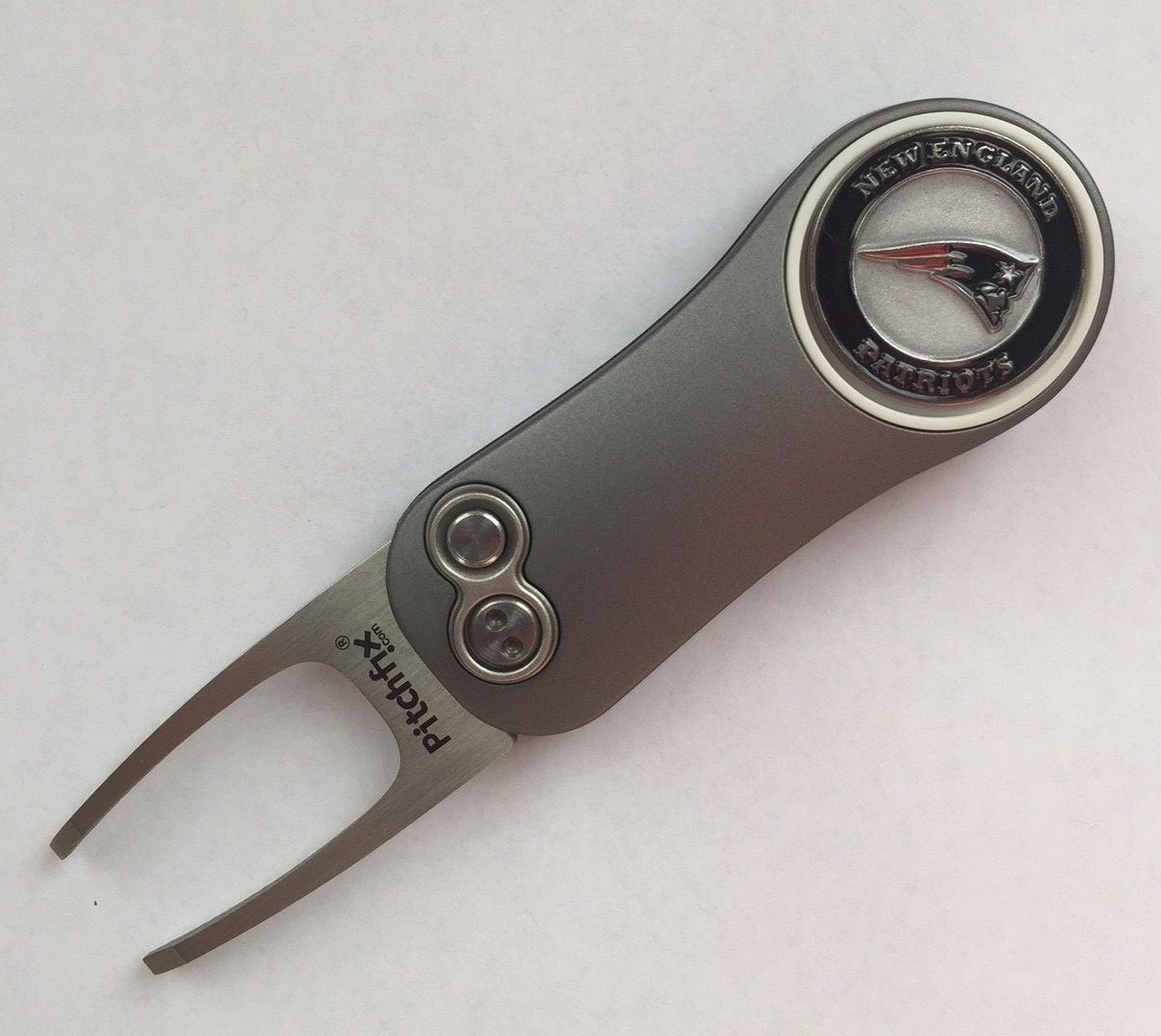 New Pitchfix Hybrid 2.0 Switchblade New England Patriots Golf Divot Tool