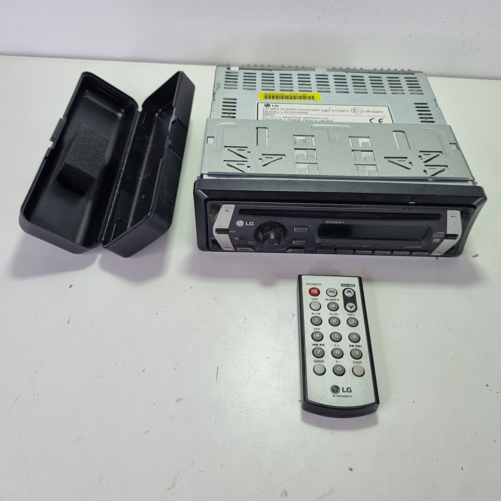 LG CD Player LAC3700RW CD Player + Remote + FREE POST
