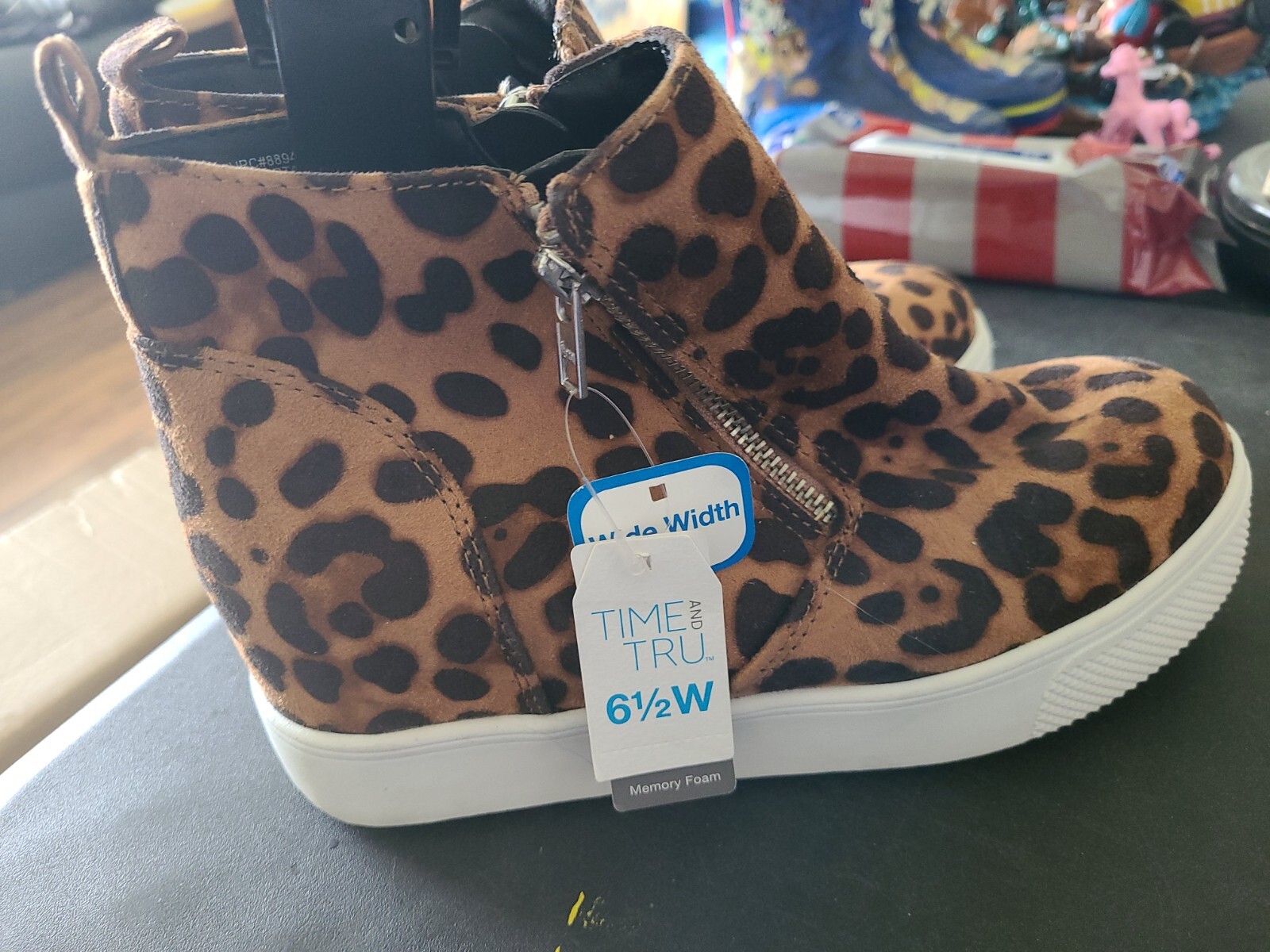 Time and Tru Womans Leopard 2 Zip Bootie Boot Size 6 1/2 W NEW