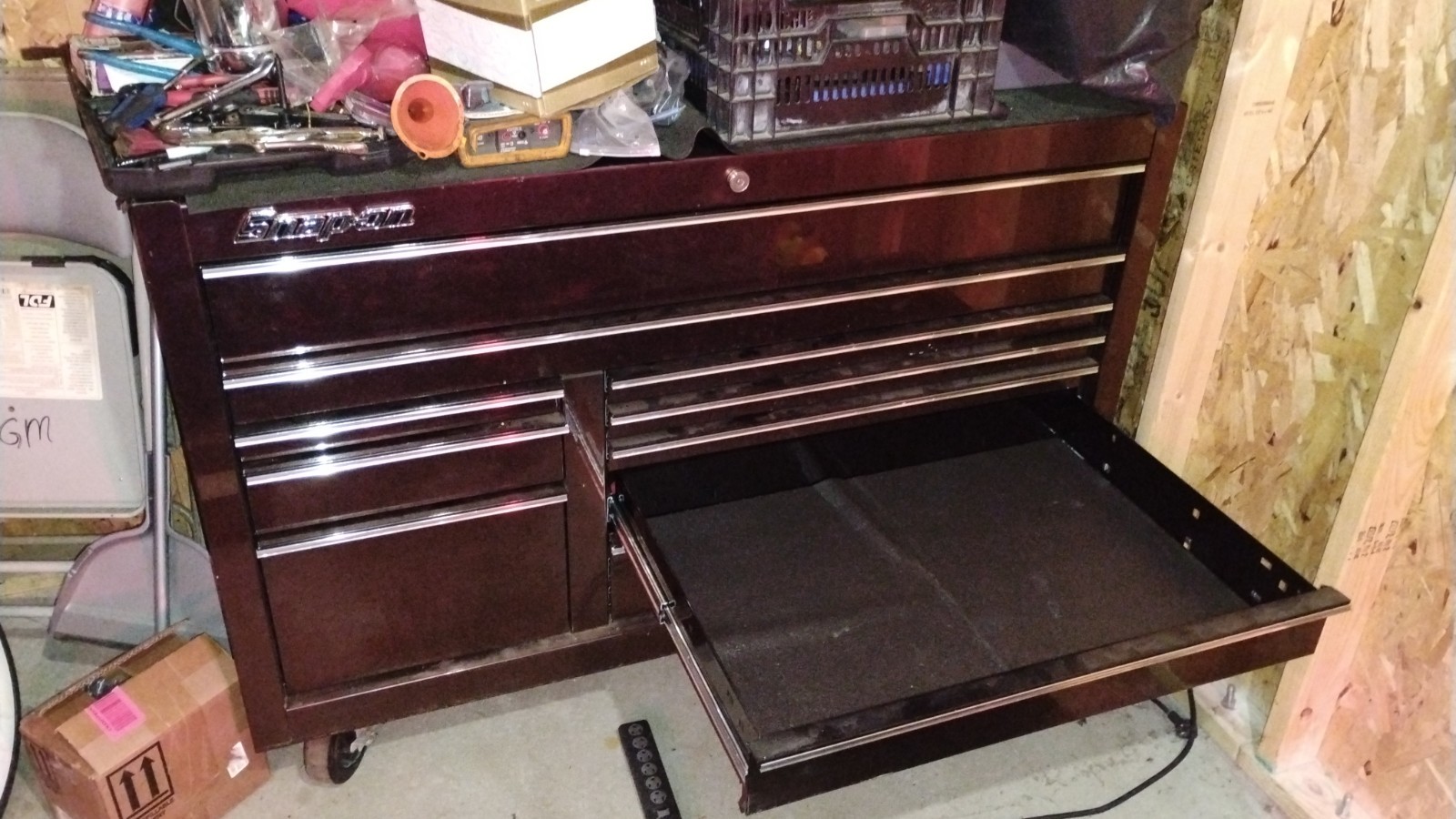 Snap-on Tool Box Model# KRA2422WEH (Configuration : Standard,Paint Code 9895)