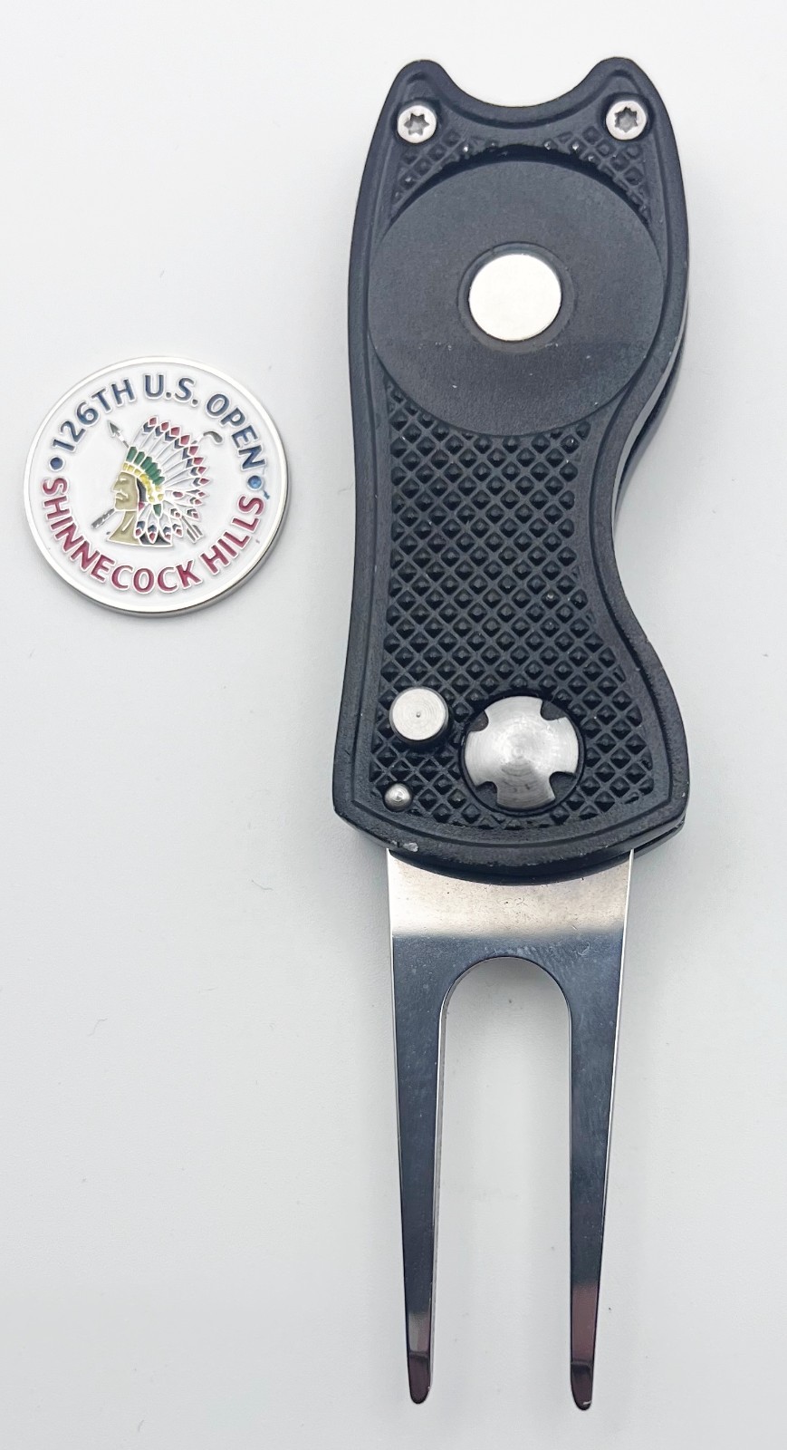 2026 US Open Shinnecock Hills Golf Ball Marker + Premium Switchblade Divot Tool