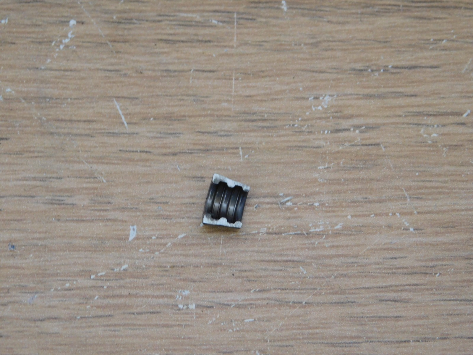 MINI R55 R56 R57 R58 R59 R60 1.4 & 1.6 PETROL N12B16 N12B14 - VALVE COLLET