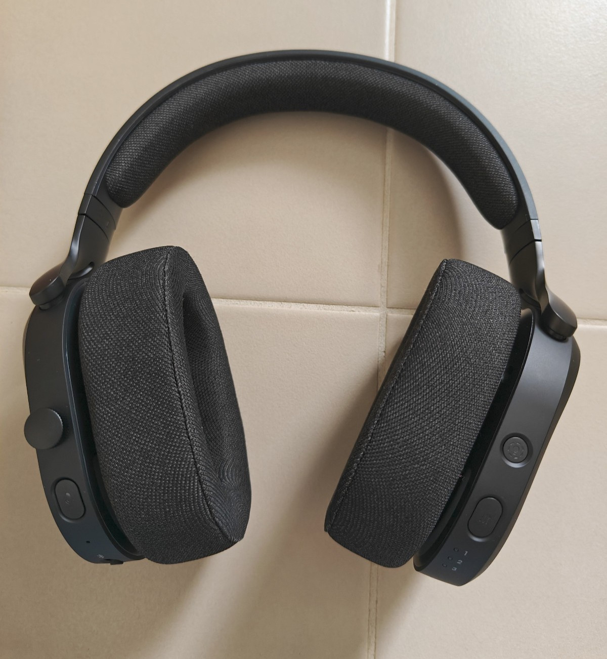 Fractal Design Scape Wireless Gaming Headset Dark Black *Near New*