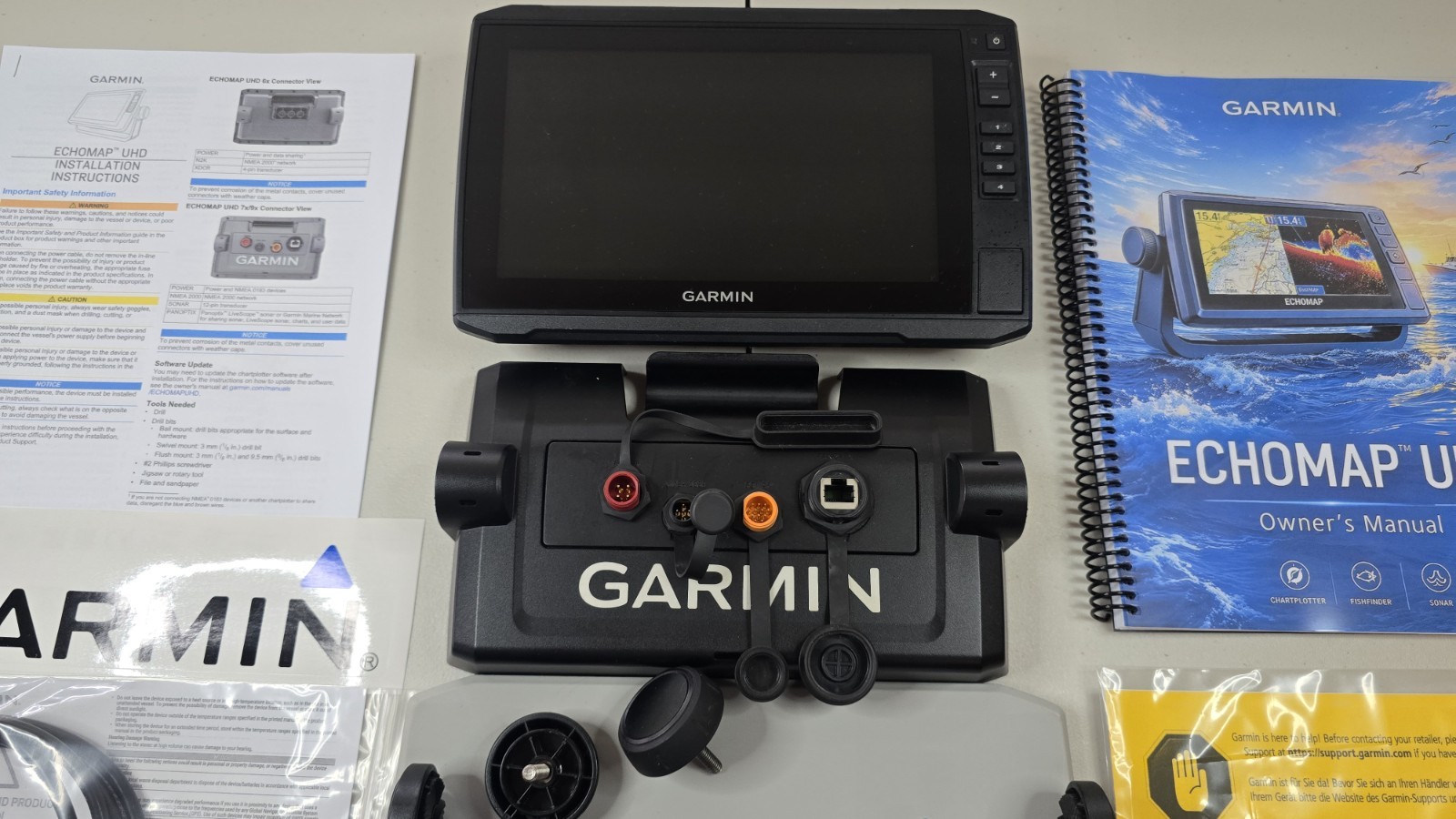 Garmin ECHOMAP UHD 94sv Chartplotter/Fishfinder – Excellent Condition – Tested