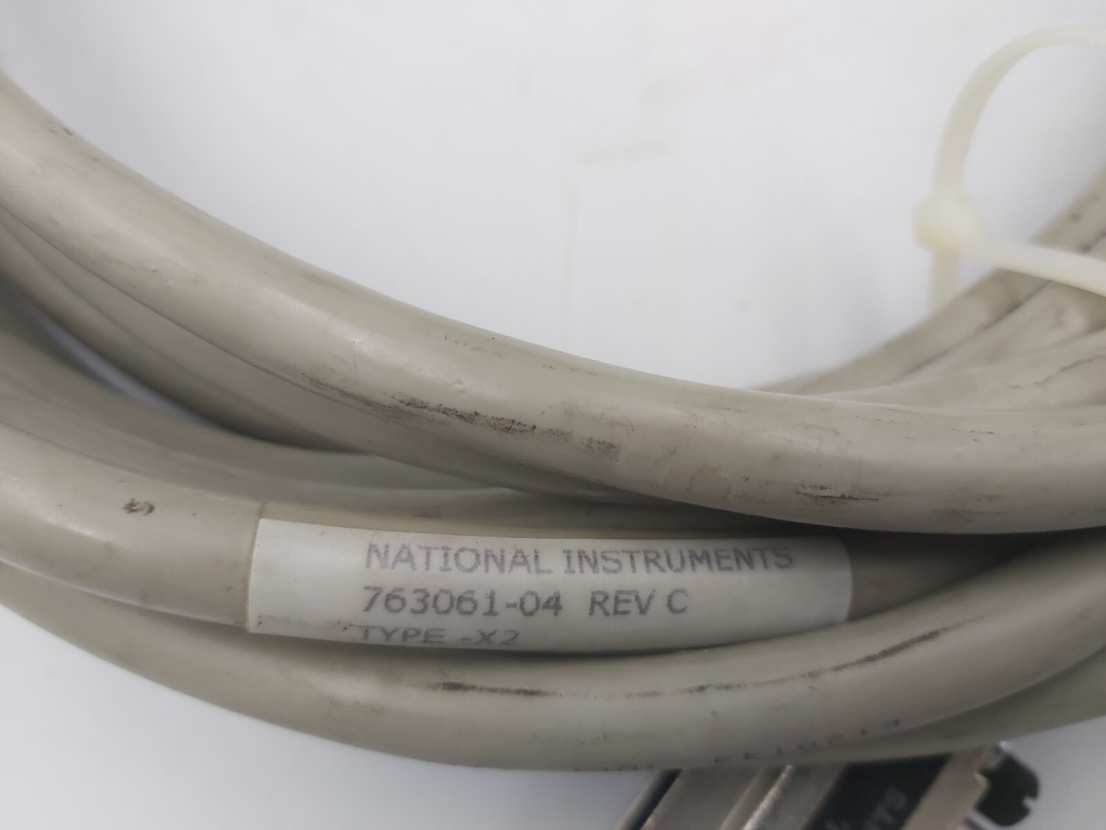National Instruments 763061-04 Data Cable