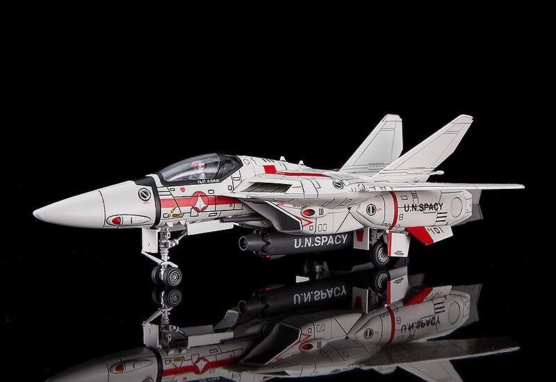 MAX FACTORY 1/72 PLAMAX VF-1J Fighter Valkyrie Vermilion Squadron Hikaru Ichijou
