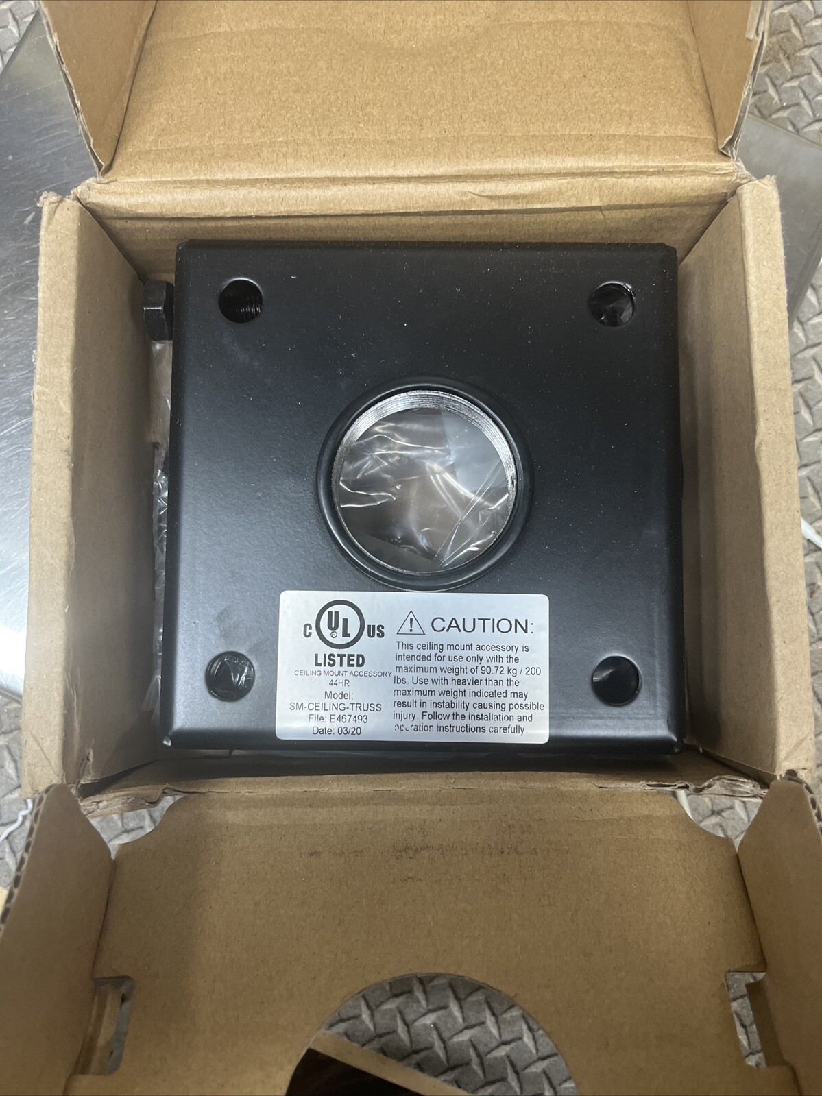 Strong SM-CEILING-TRUSS Adapter Kit (Large Mount: 30-60") - NIB