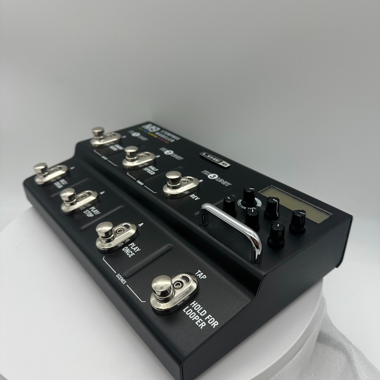 line6 M9 Stomp box Modeler multi effects Complete Accessories Good Condition