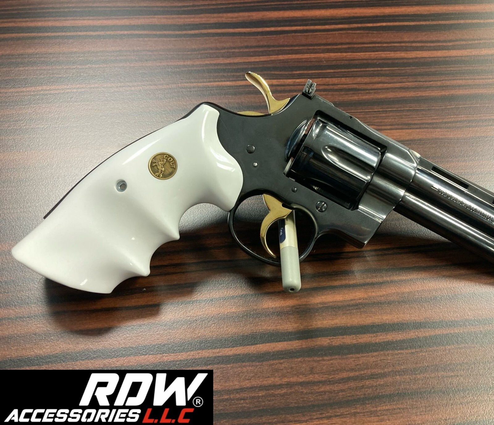 Colt Python And Anaconda ( 2020 - 2025 ) Grips