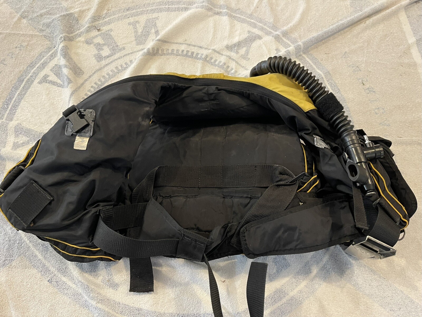 Vintage Seatec Diving Vest Scuba Diving Buoyancy Yellow/Black - Medium
