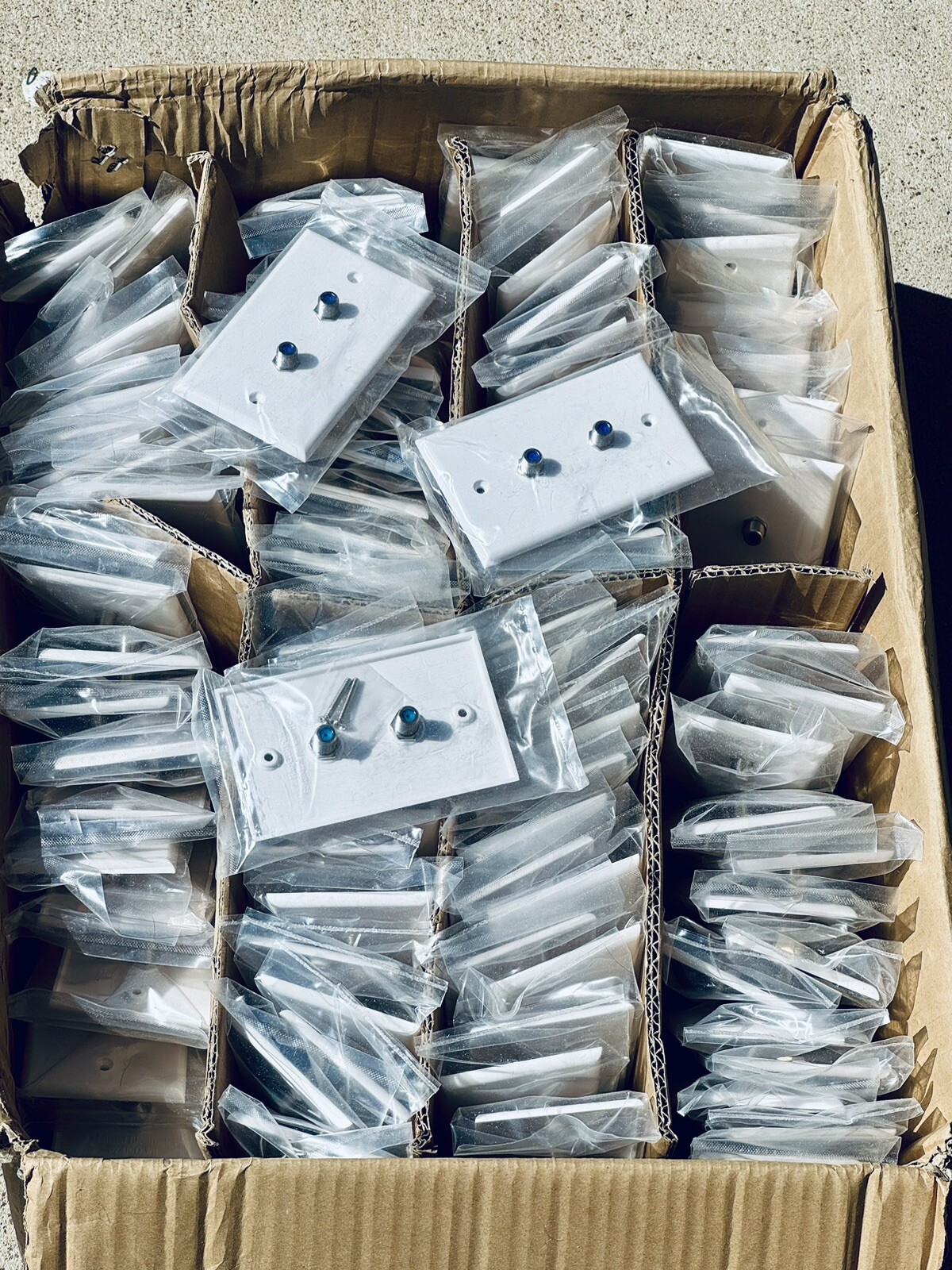 Bulk Lot Of 25 High Freq. 3GHz 2-Port Coax Cable/Sat/OTA/TV White Wall Plates