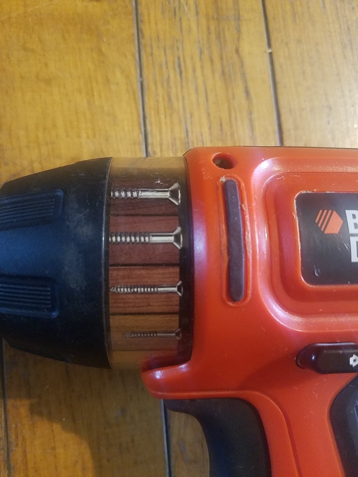 Black & Decker SS12 12V Smart Select Technology Drill Only