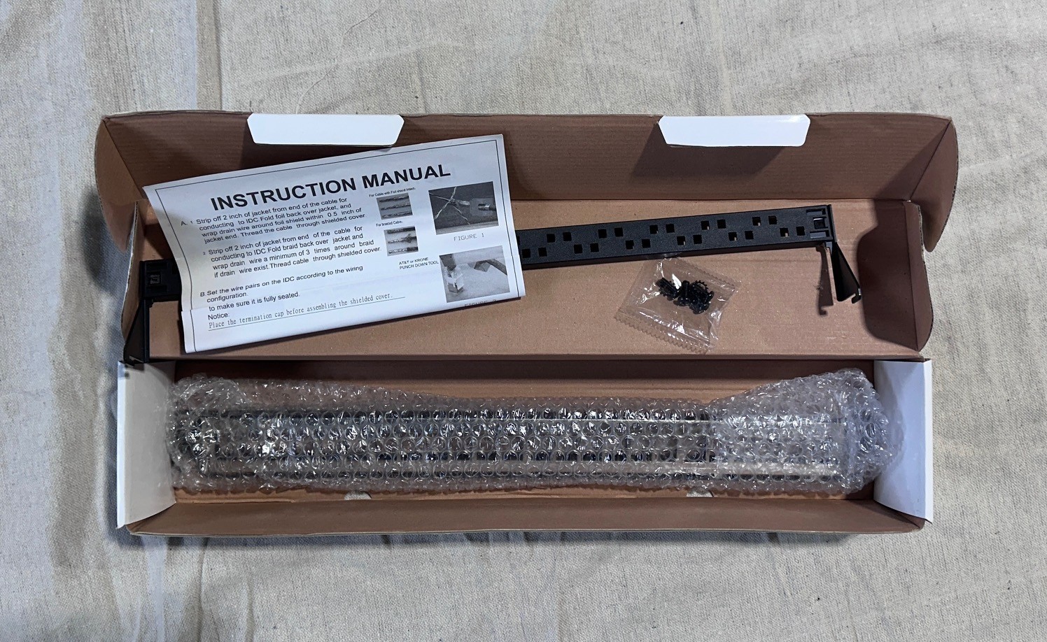 SIGNAMAX 24-PORT FIELD-CONFIGURABLE PATCH PANEL, 1 RMU