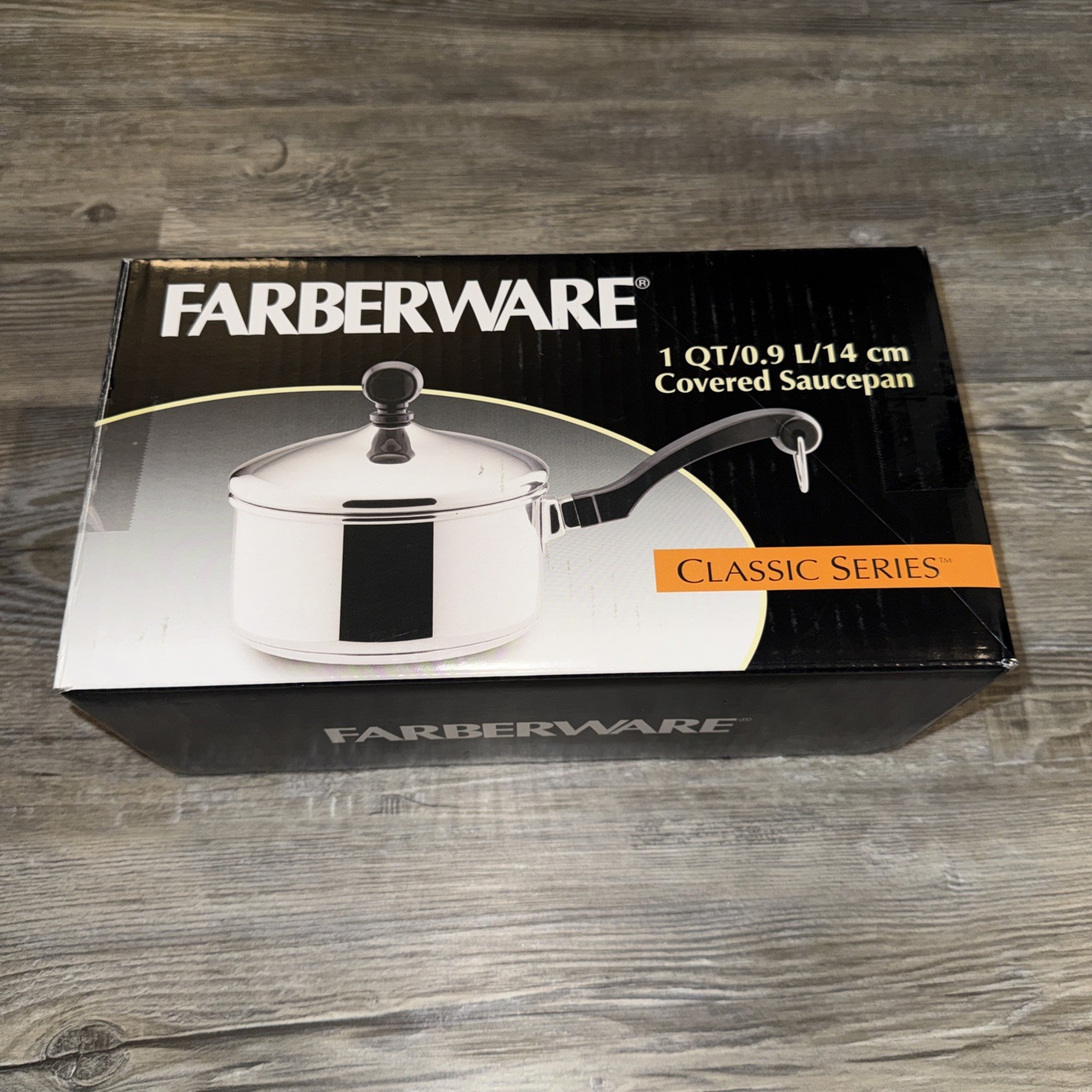 Farberware 50000 Silver Classic Series Stainless Steel Covered Saucepan 1 qt.