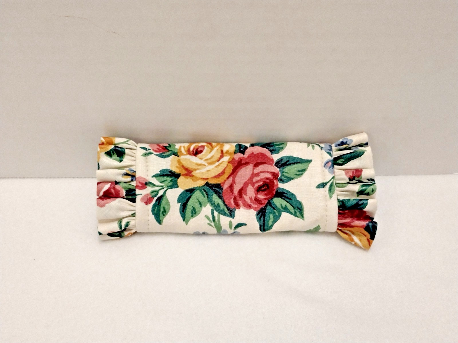LONGABERGER Basket Handle Gripper - Garden Splendor - Hook and Loop Closure