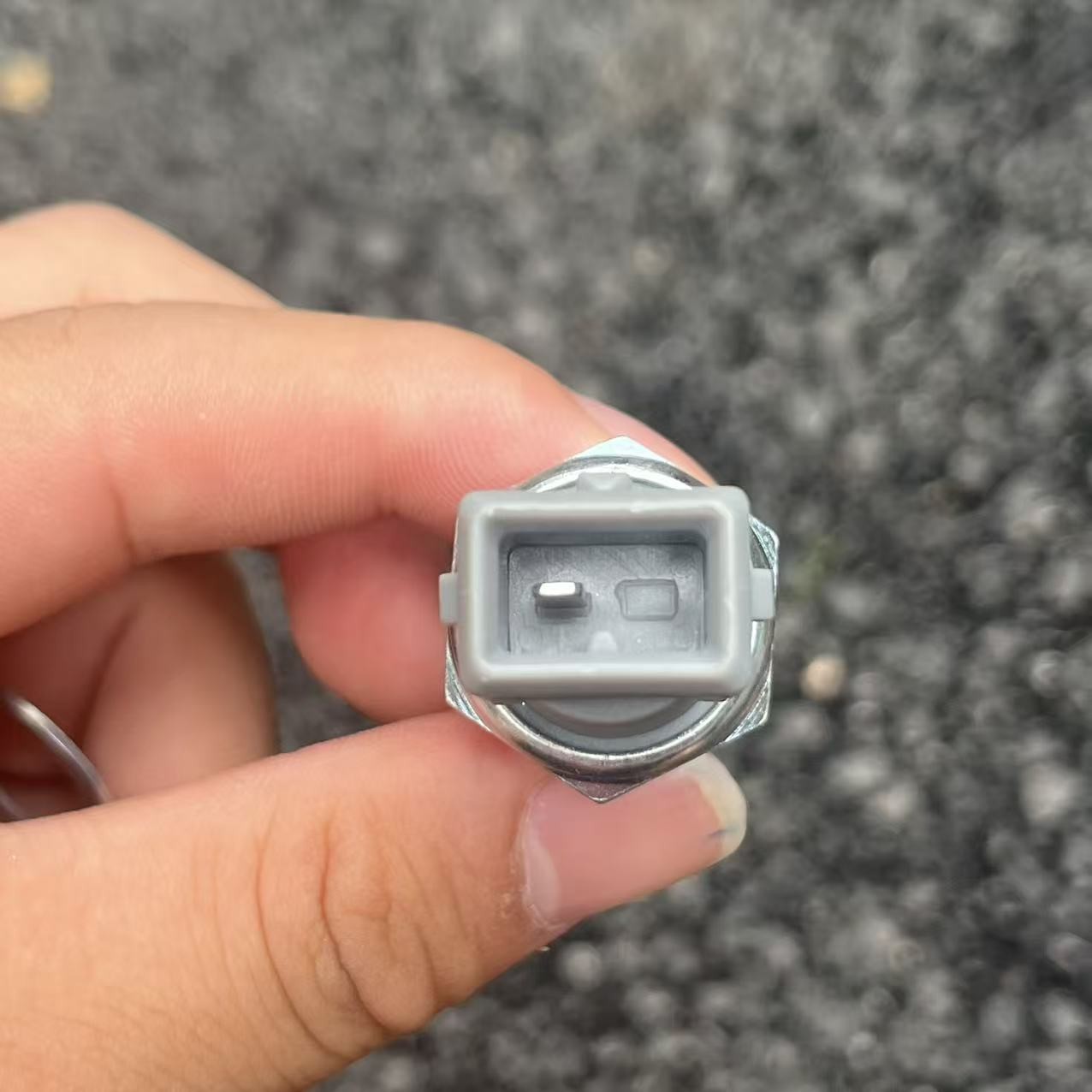 Oil Pressure Sensor 9618305780 For Peugeot*