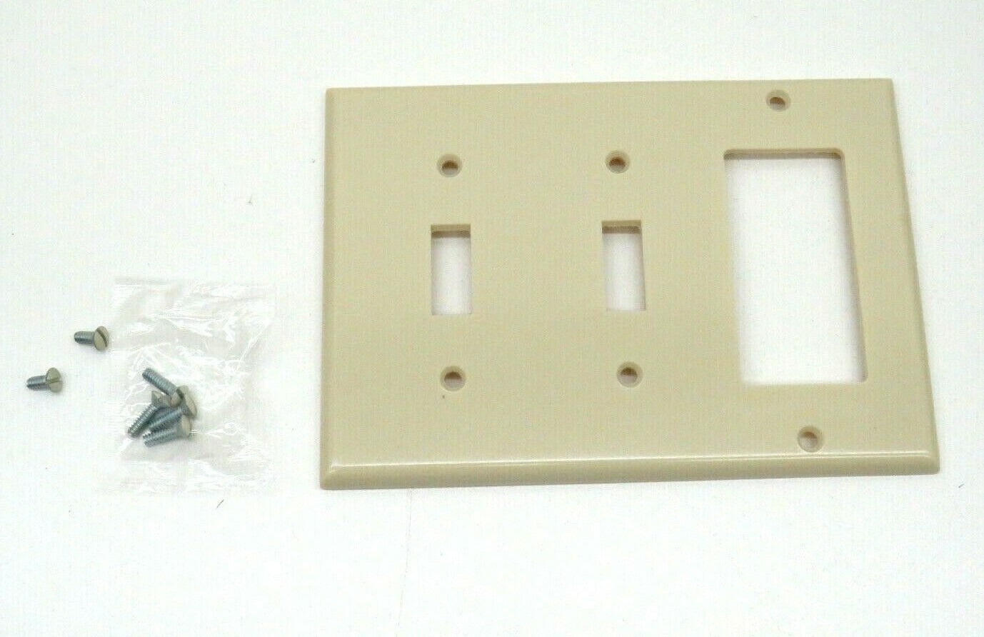 (6-Pack) Leviton Combo Wallplate 3-Gang 2-Toggle 1-Decora/GFCI Device, Ivory
