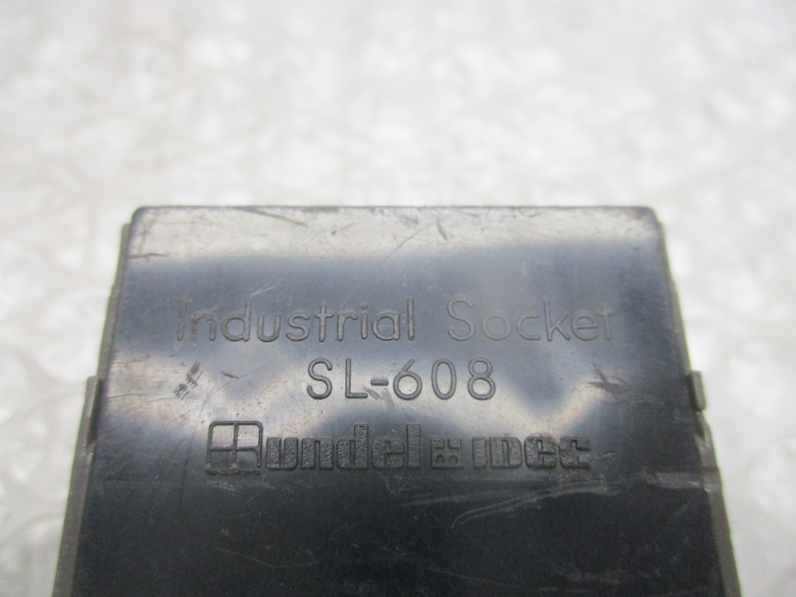 IDEC SL-608 RELAY BASE UNMP