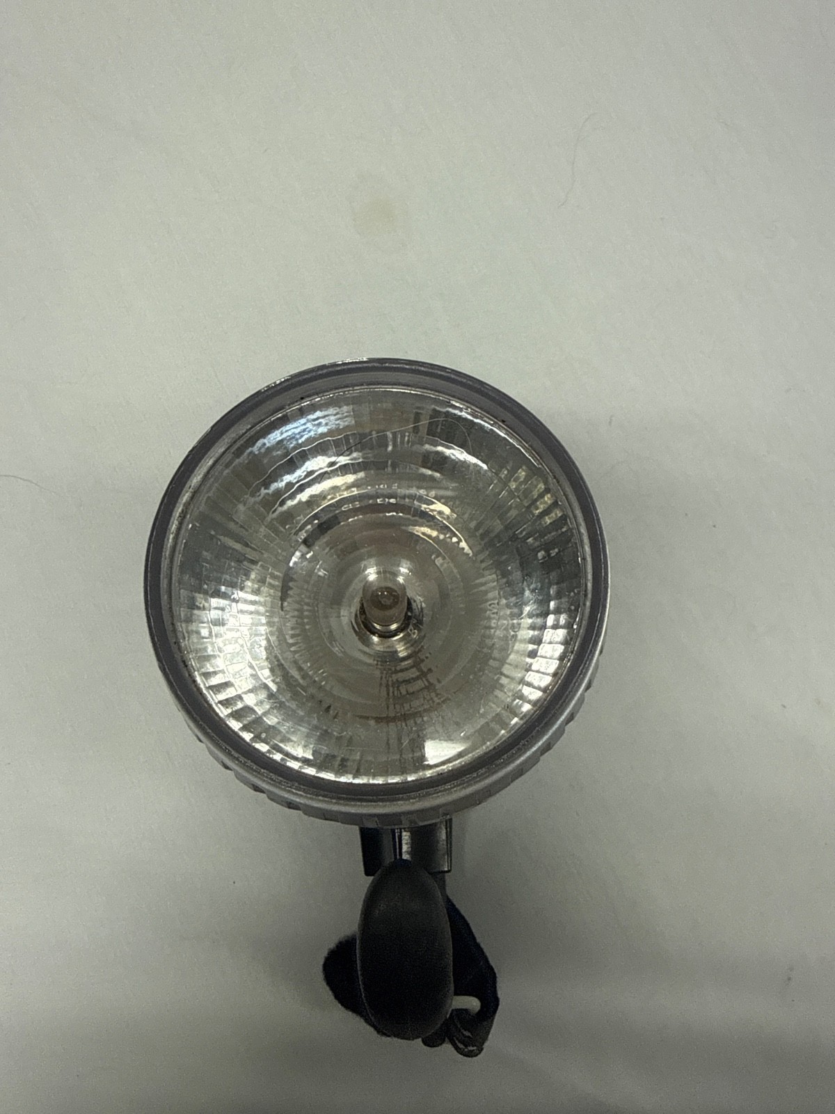 Underwater Kinetics Scuba Diving Light, Incandescent, 0373