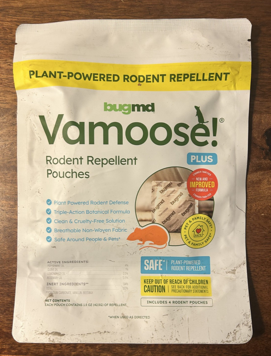 BugMD Vamoose! PLUS - Rodent Repellent Pouches 4 Pack Plant-Powered Exp 2028